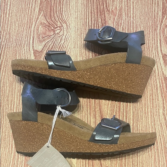 New Papillio Birkenstock Women's Soley Metallic Gray Sandal - Picture 7 of 9